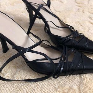 💜💜BCBGirls💜💜Black strappy heels